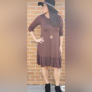 Zenana Outfitters Brown Double Ruffle Hem 3/4 Sleeve Womens Size Medium Dress